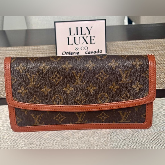 Louis Vuitton Handbags - Louis Vuitton Monogram Pochette Dame
